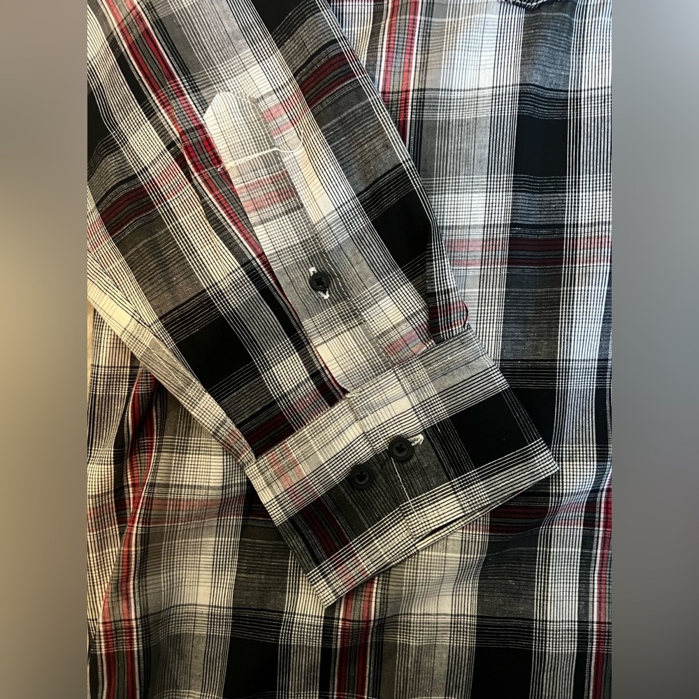 NWT Avirex Men's Plaid Shirt - Black and Red 2X - Picture 4 of 7